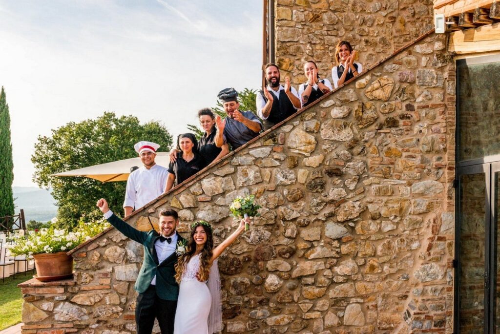 Nuotraukose įamžinkite ir tuos, be kurių jūsų vestuvių diena nebebūtų tokia pati. 214 - vilma wedding vestuviu planavimas planuotoja vestuves italijoje organizavimas planuotoja patarimai idejos svente santuoka-min