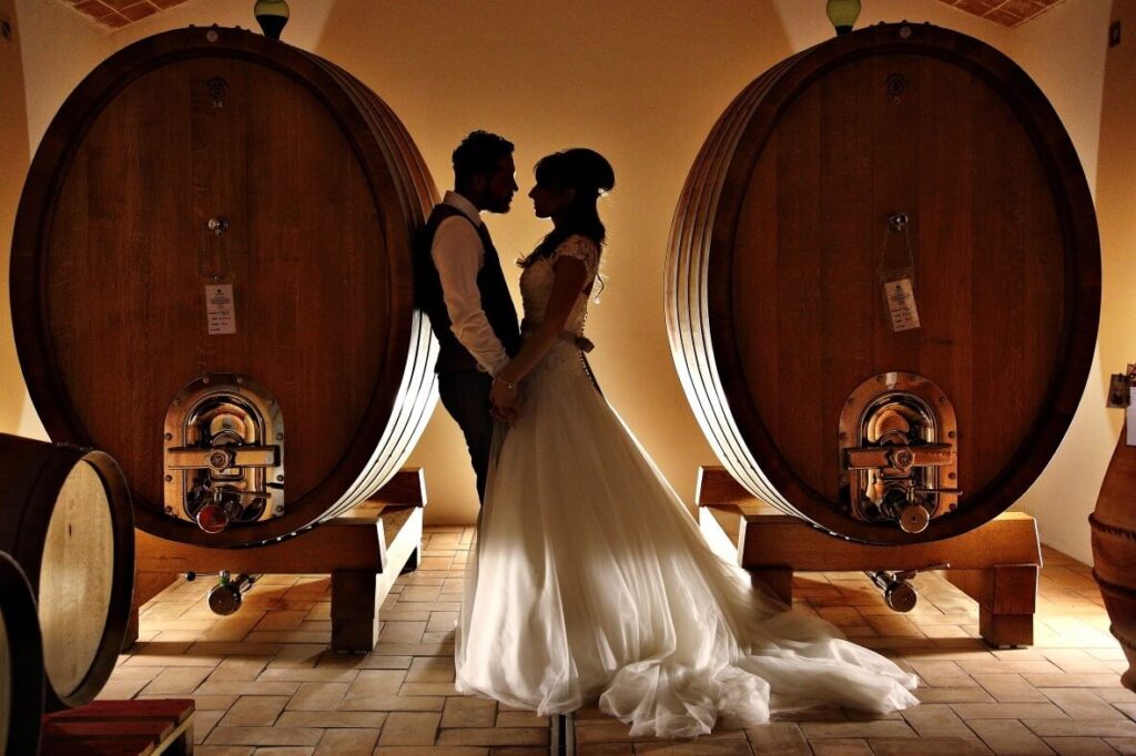 ruduo vestuvviu metas - vilma rapšaitė wedding vestuviu planavimas planuotoja vestuves italijoje organizavimas planuotoja patarimai idejos svente santuoka-min