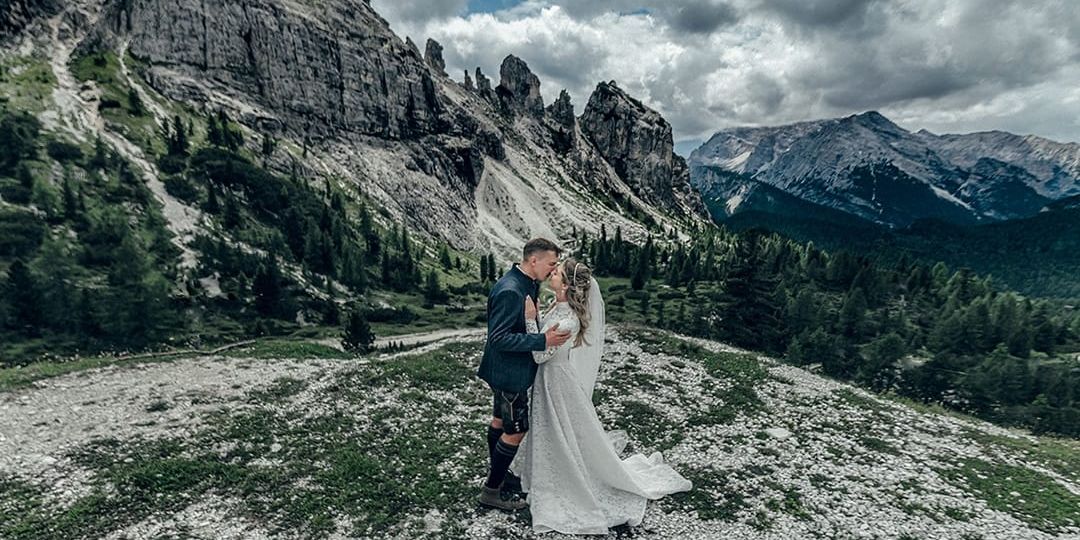 Vilma Wedding & Event Planner _ fotosesija Italijoje _ santuoka užsienyje 2024 2025 _ kalnai _ kalnų vestuvės _ Vilma Rapšaitė