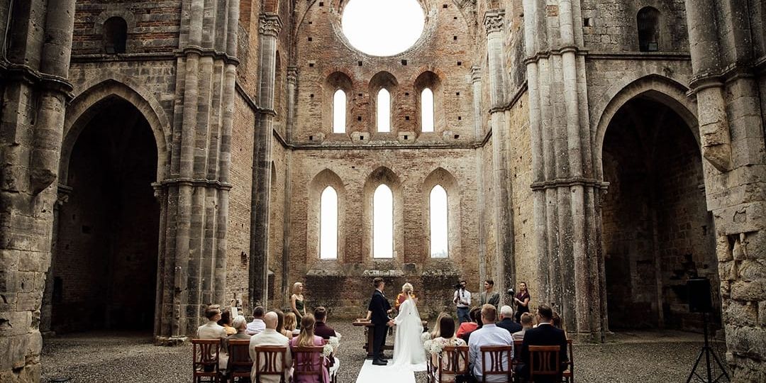 Vilma Wedding & Event Planner _ vestuvių istorijos _ Rūta ir Mykolas _ San Galgano abatija _ civilinė santuoka Italijoje _ Vilma Rapšaitė