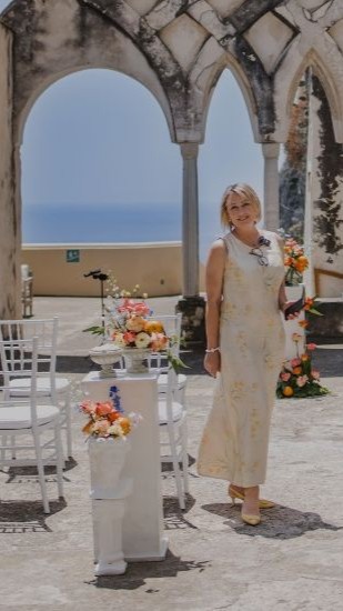 Vilma Wedding & Event Planner _ vestuvių planuotoja organizatorė koordinatorė užsienyje _ vestuvės Italijoje Vestuvės Italijoje Šiaurėje: Komo, Maggiore, Orta ir Garda ežerai, prabangios vilos, parkai ir kalnų vaizdai. Išsirinkime vietą jūsų šventei.